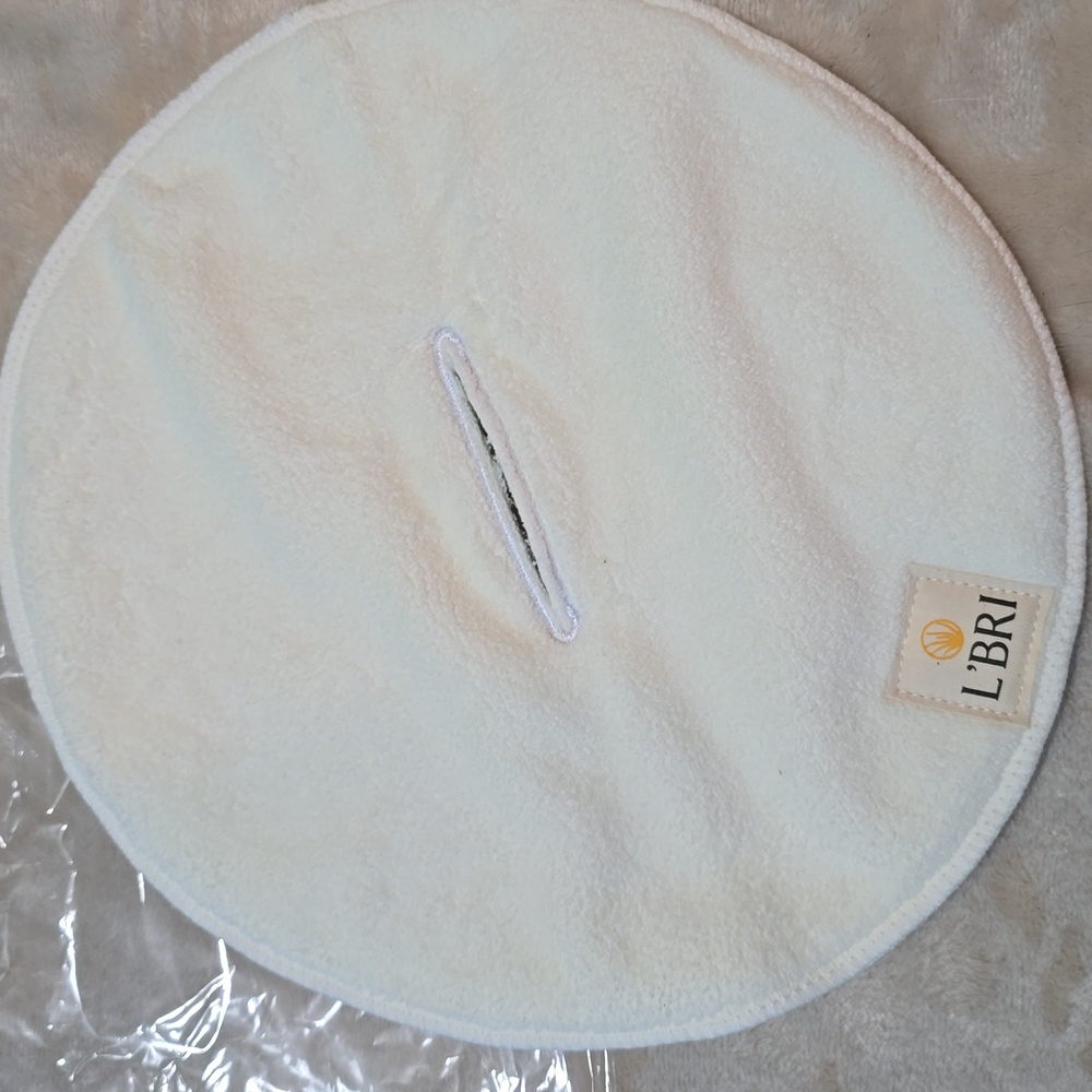 Brand new L'Bri Facial Cleansing Towel